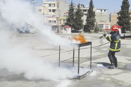 Güneydoğu&#8217;nun ilk kadın itfaiyecisi