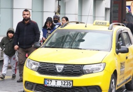 Günlük 14 bin kişi taksiye biniyor