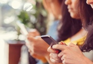 Günlük ortalama 4 saatimiz mobil internet kullanarak geçiyor