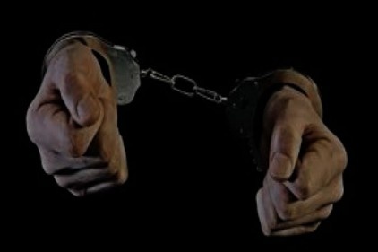 GÜNSİAF, HÜRSİAD ve Kimse Yok Mu operasyonlarında 6 kişi tutuklandı