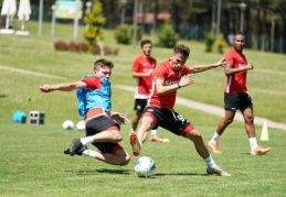 Günün ilk antrenmanını gerçekleştirdi