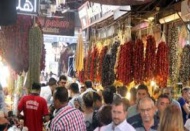 Gurbetçi vatandaşlar, çarşı esnafının yüzünü güldürdü