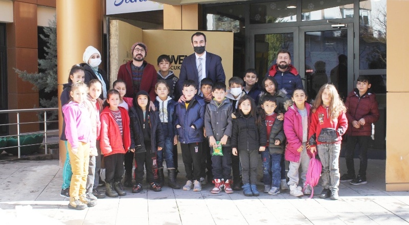 Güvenevler Çocuk Kütüphanesi’nde bir kütüphane ve kafe oluşturuldu