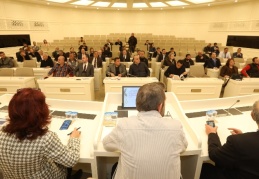 Güvenli şehir olma anlamında deprem riski oluşan binalarda ekstra inceleme yapacağız