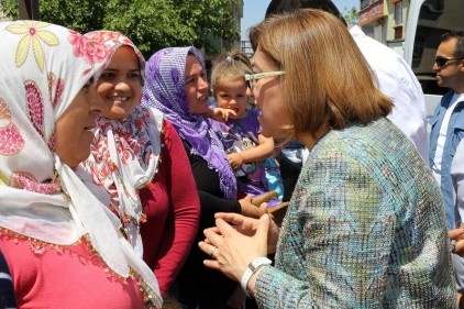 Güzelyurt, Özgürlük ve Zeytinli mahalle muhtarlarını ziyaret etti