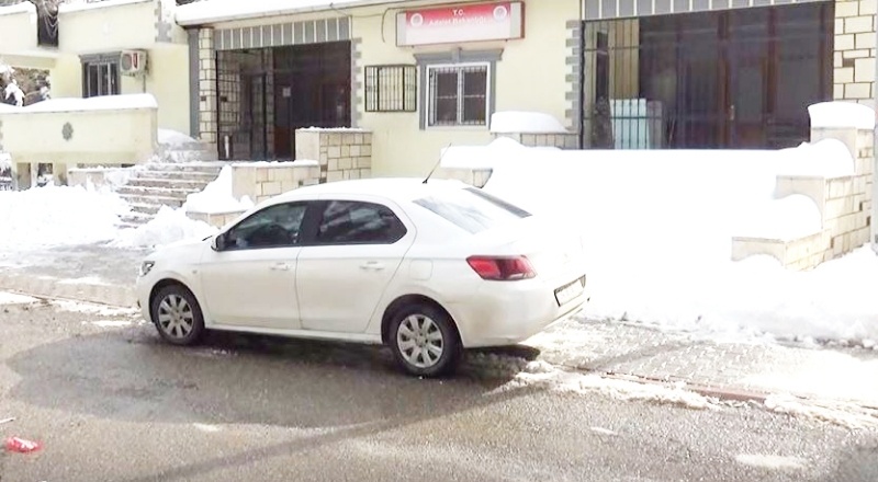 Haber alınamayan şahıs bıçaklanarak öldürülmüş halde bulundu