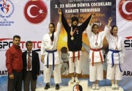 Hacer Rümeysa Subaşı Karate müsabakalarında dünya ikincisi oldu