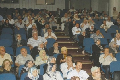 Hacı adaylarına seminer verildi