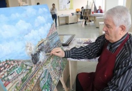 Hafızasına kaydettiği yerleri 50 yıl sonra bile resmedebiliyor 