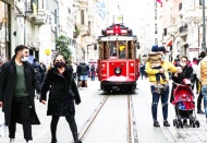 Hafta içi 21.00'den sonra ve hafta sonu sokağa çıkma kısıtlaması uygulanacak