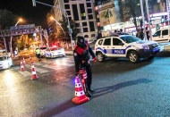 Hafta içi sokağa çıkma kısıtlamasının saati 23.00’e çekilebilir