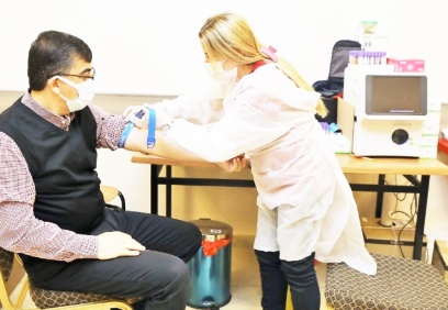 Ümmin plazma bağışında bulunmak insanlık gereğidir