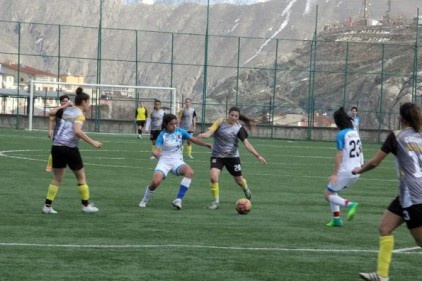 Hakkarigücü Spor: 2 - Gaziantep ALG Spor: 3