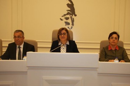 Hakkın rızasıyla bu işin altından kalkacağız