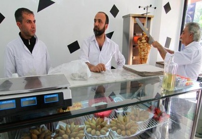 "Halep Mutfağı" adıyla lokanta açan Milaci işlerden memnun