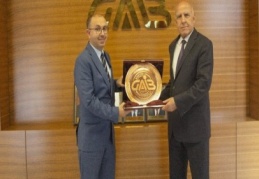 Halıcılar Tacikistan pazarında büyümek istiyor 