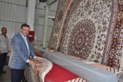 Halıcıların 2015&#8217;te 123 ülkeye ihracatı 1 milyar 380 milyon dolar 
