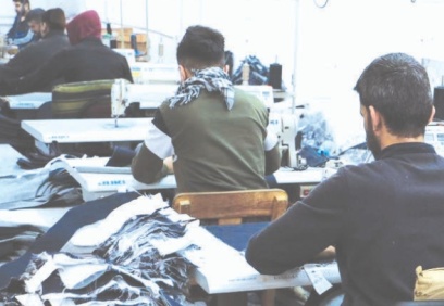 Halk işsizlik, göçmenler düşük ücret çıkmazında