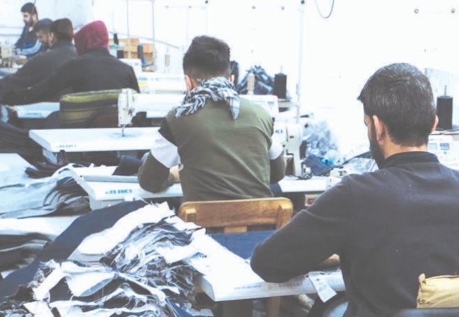 Halk işsizlik, göçmenler düşük ücret çıkmazında