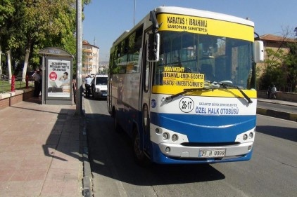 Halk otobüsü şoförüne bıçakla saldırdı