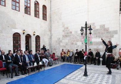“Halk Tiyatroları ve Masalları” sergisi düzenlendi