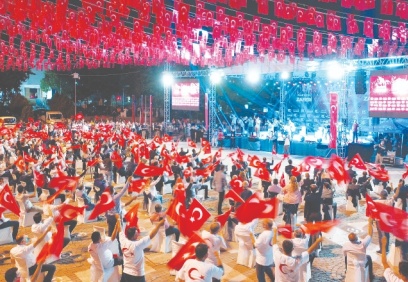 Halkımız, hainlere 40 dakikada dersini verdi