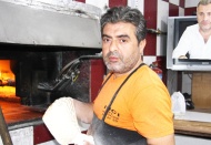 Halkımıza ucuz ekmek yedirmek için elimizden gelen her şeyi yapıyoruz