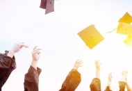 Halkın yüzde 52’si Batı ülkelerinde okumak istiyor