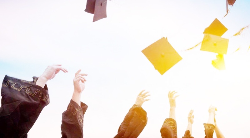 Halkın yüzde 52’si Batı ülkelerinde okumak istiyor