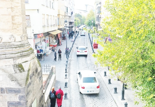 Hamdi Kutlar Caddesi’nde onarım çalışması başlatılıyor