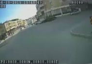 Hamile olduğunu söyleyerek girdiği evlerden altın çalan kadın tutuklandı