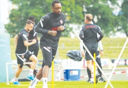 Hamza Mendyl takımla birlikte çalıştı