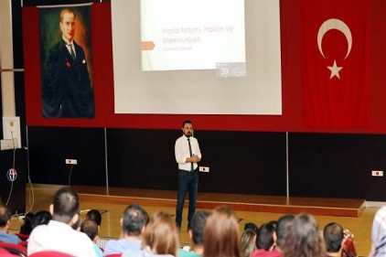 &#8220;Hasta iletişimi ve Memnuniyeti&#8221; eğitimi verildi