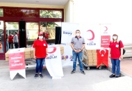 Hastalar ve ailelerine yardım yapılıyor