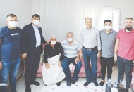 Hastalar ziyaret edildi