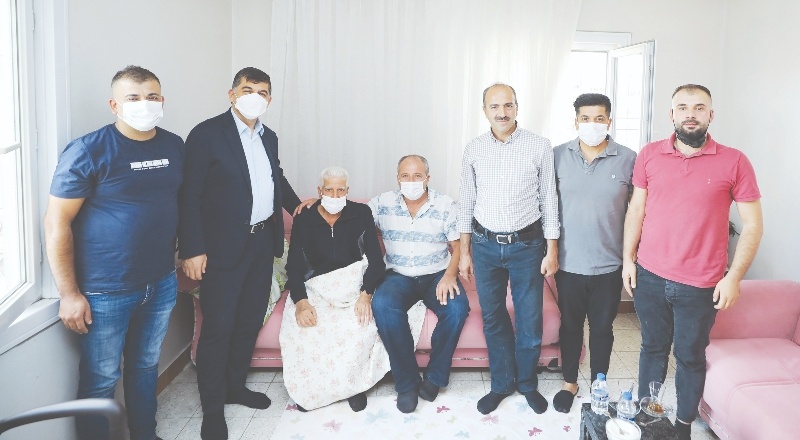 Hastalar ziyaret edildi