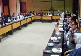 Hastane çalışanlarına hızlı kitap okumanın yöntemi anlatıldı