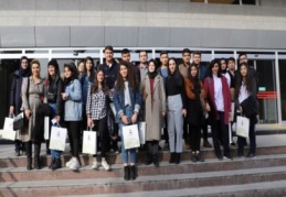 Hastanede uygulamalı eğitim almak çok büyük avantaj