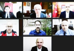 Hastaneler ve sağlık personeli büyük bir yükün altında