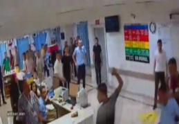 Hastaneyi bıçaklarla basan grubu jandarma dağıttı