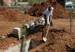 Hatalı iğne iddiası mezar açtırdı