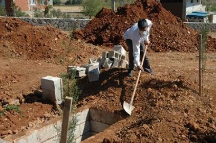 Hatalı iğne iddiası mezar açtırdı