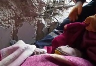 Hatay'dan 175'inci saatte mucize haberler geldi: 2'si çocuk 4 kişi enkazdan çıkartıldı