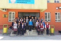 Hatice Büyükbeşe atletizm’de dörte dört yaptı