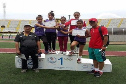 Hatice Büyükbeşe Ortaokulu çok çekişmeli müsabakayı kazandı