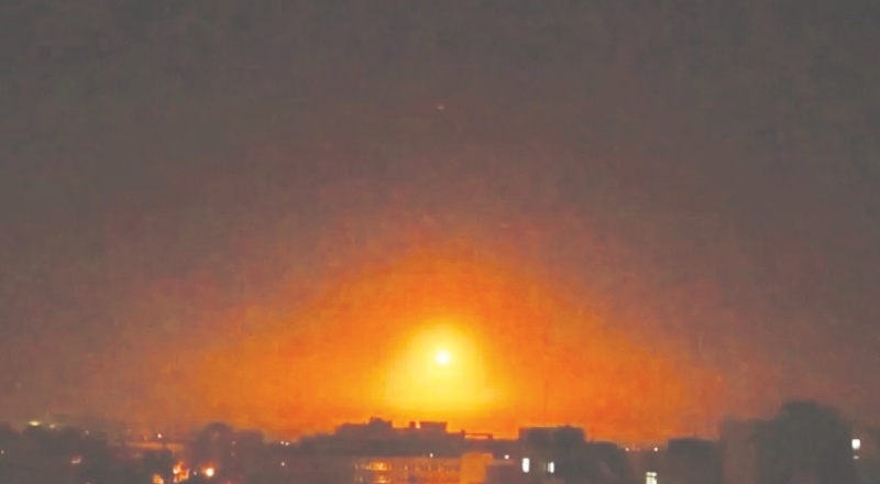 Hava savunma sistemleri, Şam'da İsrail saldırılarına karşılık veriyor