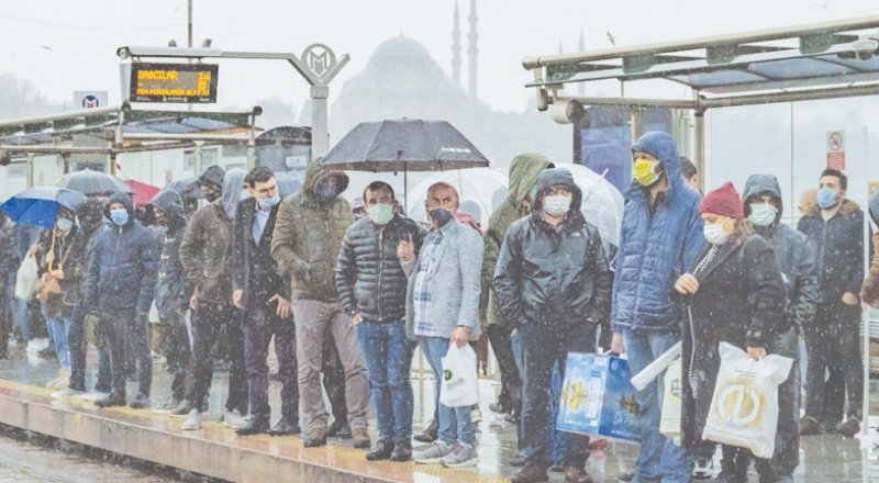 Hava sıcaklıkları düşecek, sağanak yağış geliyor!