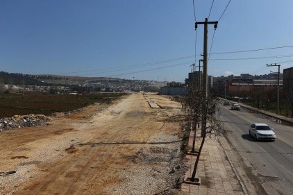 Havaalanı yolu genişletiliyor