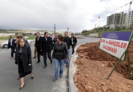 Havaalanı yolu trafiğe açıldı