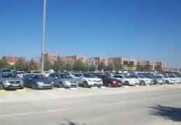 Havaalanında her yer otopark oldu